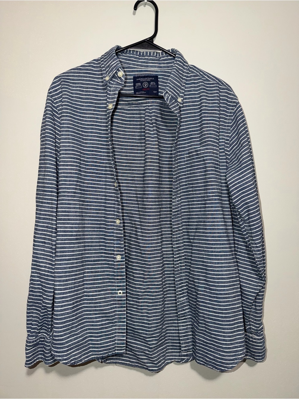 American Eagle Outfitters Prep Fit Blue Striped Button Down Shirt Small